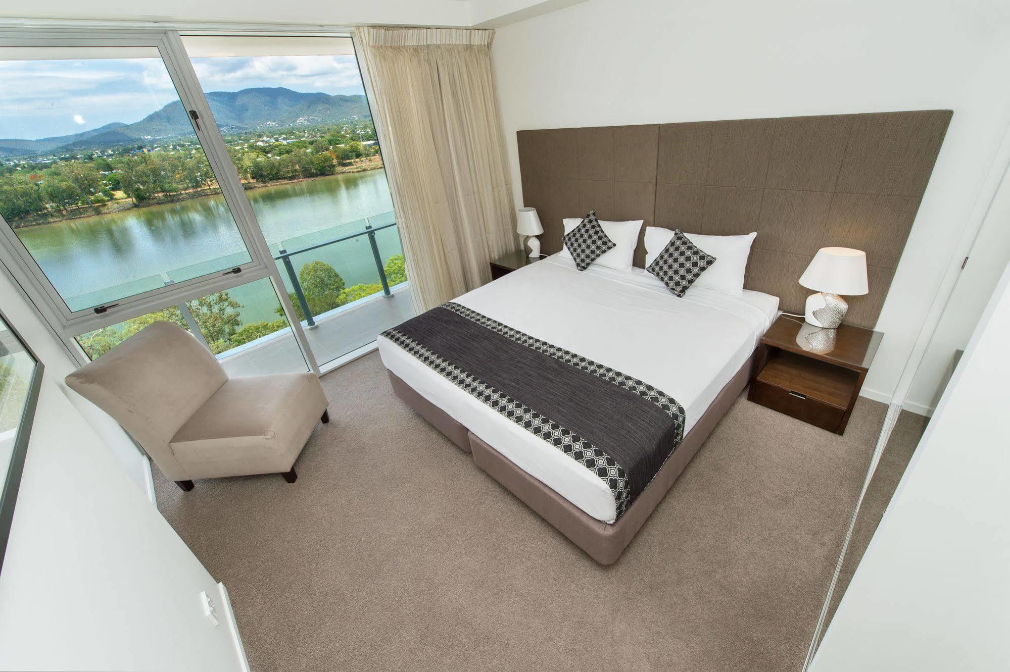 Empire Apartment Hotel Rockhampton Dış mekan fotoğraf